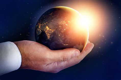 A Globalização Costuma Ser Interpretada De Formas Otimistas E Pessimistas