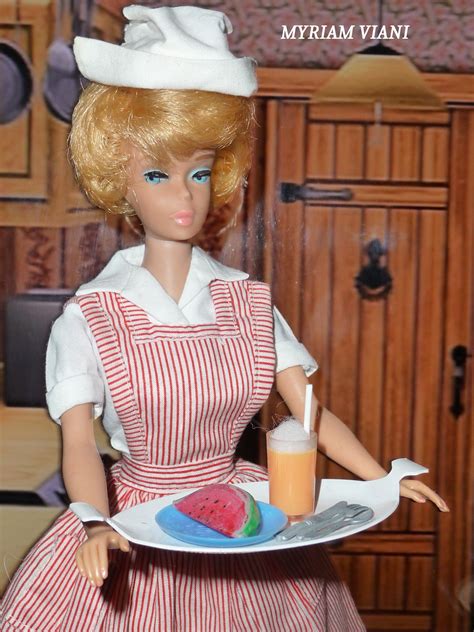 Barbie Candy Striper Volunteer 889 Année 1964 Vintage Barbie Dolls
