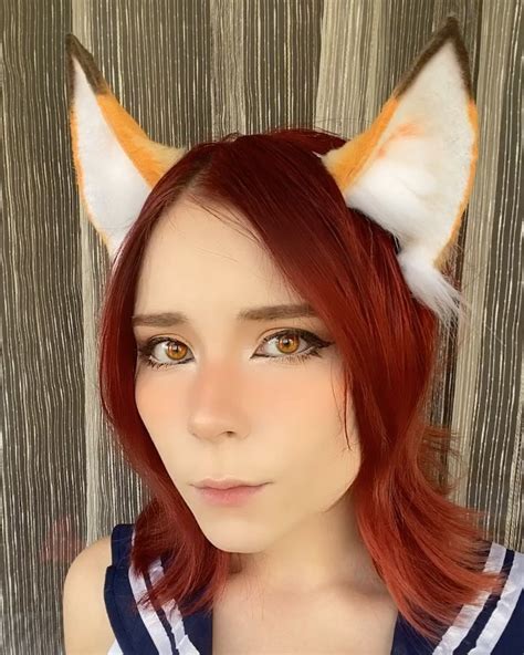 🦊sweetiefox🦊 Sweetiefoxlove • Instagram Photos And Videos Model Poses Photo And Video