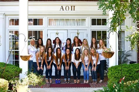 Why You Should Live In Your Chapter S Sorority House Her Campus Hercampus Com