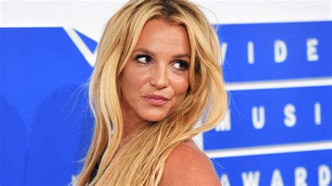 Britney Spears Posts Daring Naked Photos On Instagram Mind Life Tv