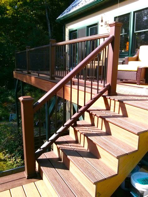 How To Build A Deck Stair Railing Tribune Content Agency September