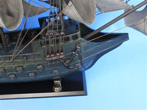 Hast du fragen an uns? Buy Flying Dutchman Limited 34" Model Ship Assembled - New ...