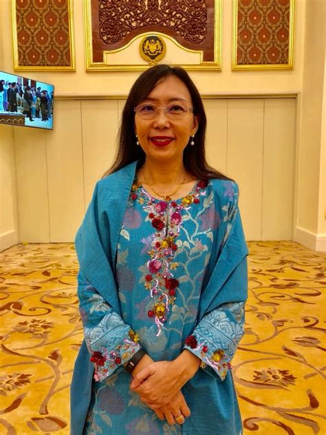 Maybe you would like to learn more about one of these? YB Teresa Kok angkat sumpah sebagai menteri industri utama ...