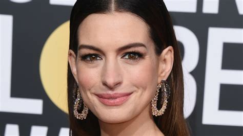 Anne Hathaway How Much Is The Actress Worth