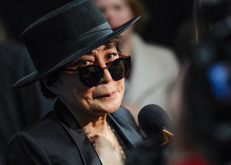 La Artista Plástica Yoko Ono Cumplirá 82 Años De Edad Mixed Voces