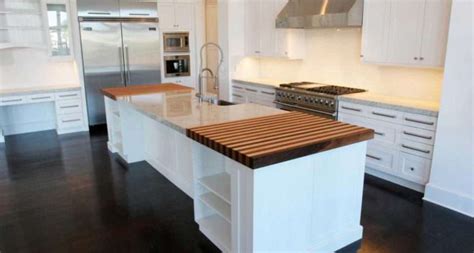 Modern Dark Wooden Floor Kitchen Lentine Marine