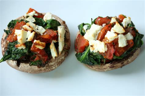 Portobello has been offering a variety of fresh fare to its patrons since 1992. Portobello met spinazie, tomaat en feta - I Love Health