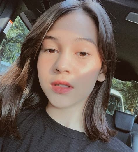 Nadia di film ini diperankan oleh sandrina michelle skornicki. Fakta Unik Sandrina Michelle, Lengkap Umur dan Agama Gaes