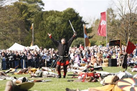 Over 20000 Turn Out For Battle Of Clontarf Festival · Thejournalie