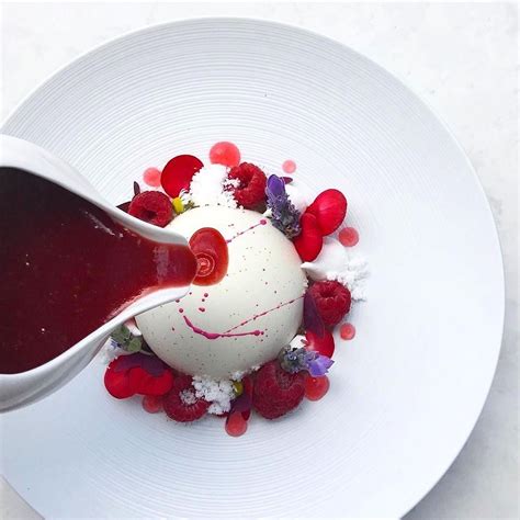 If you're looking for a swoon worthy chocolate dessert, look no further and make this sublime flourless frozen chocolate mousse cake. Pin by Stuart bell on Michelin star food | Chocolate dome ...