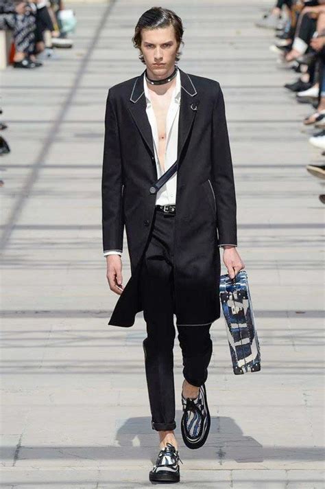 See The Complete Louis Vuitton Spring 2017 Menswear Collection Best Of