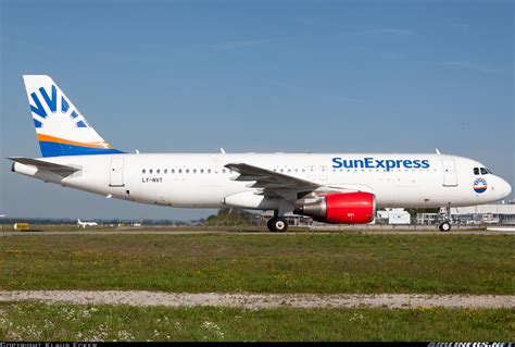 Airbus A320 214 Sunexpress Avion Express Aviation Photo 6017953