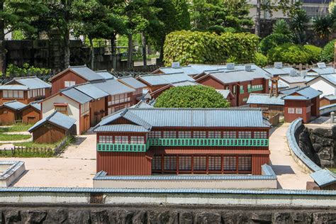 Het eilandje is zo bekend, omdat het van 1641 tot en met 1859 een nederlandse handelspost was. Discovering Dejima Island (Part 2 of 2) | KCP Japanese ...