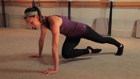 Ballet Barre Exercise Strengthen Your Core With Kristin S