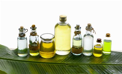 How To Make Natural Products Using 5 Essential Oils Or Less