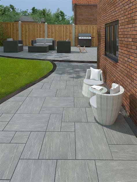 Pietra Grey Vitrified Outdoor Porcelain Paving Slabs Mix Size Pack