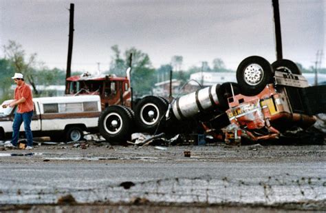 Throwback Tulsa On April 241993 Deadly Tornado Hits Catoosa And
