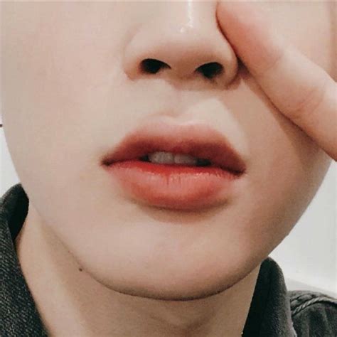 ₁₃тнαℓια⁷ On Twitter Jimins Pretty Plumpy Lips—a Thread Bts Jimin