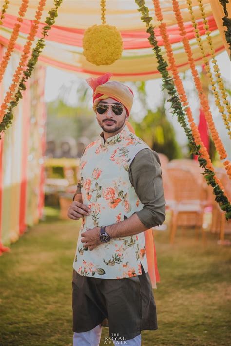 20 Wedding Dresses For Men In India Which Are Totally In Now Bridal