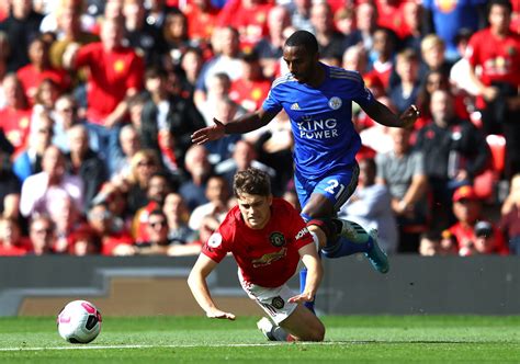 Fred plays ball straight to iheanacho for leicester opener; Manchester United Vs Leicester City 2019 - Pictures Manchester United Vs Leicester Manchester ...