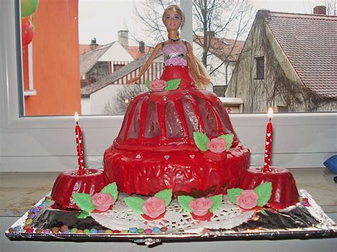 Prinzessinnen kuchen kaufen sie wollen sorgfältig ihre küche messen, bevor sie einkaufen an schränke und geräte beginnen. Prinzessinnen - Kuchen (Rezept mit Bild) von vera5585 ...