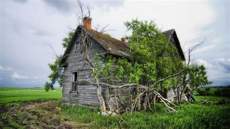 Old Wooden House Wallpapers And Images Wallpapers