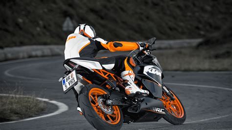 The ktm 125 duke has received the smallest. KTM DUKE Bikes price, mileage, features images All models ...
