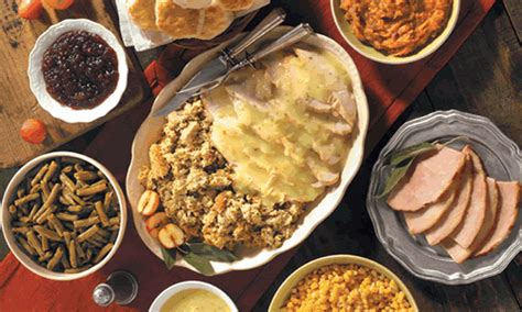 A great set for the christmas dinner table or figurines for the mantle. Cracker Barrel Invites You to Eat, Enjoy and Truly Relax This Thanksgiving | Restaurant Magazine