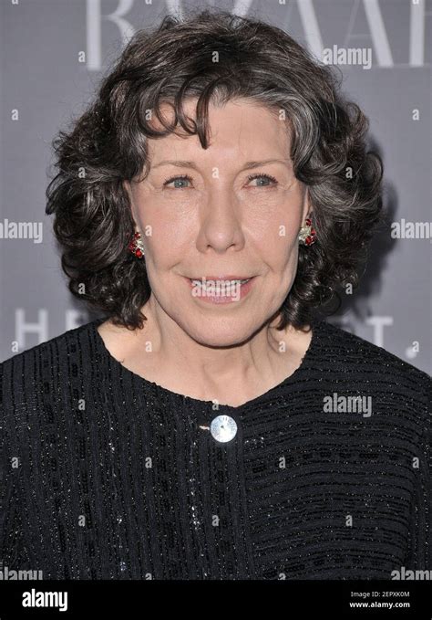 Lily Tomlin Arrives At The 20th Cdga Costume Designers Guild Awards