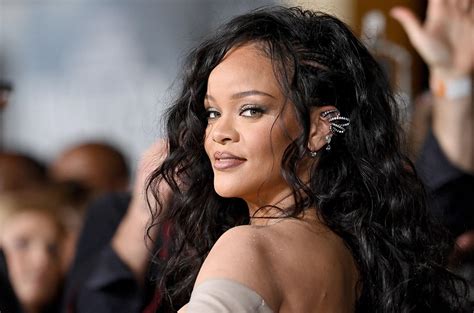 Rihannaの人気曲ランキングtop20・おすすめ曲7選まとめ 洋楽まっぷ