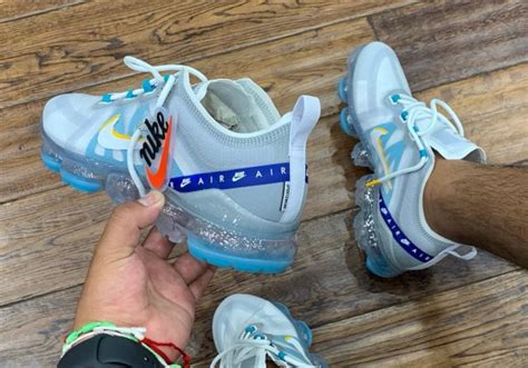 Maybe you would like to learn more about one of these? Faut-il acheter la Nike Air Vapormax 2019 SE Windbreaker CI1240-102