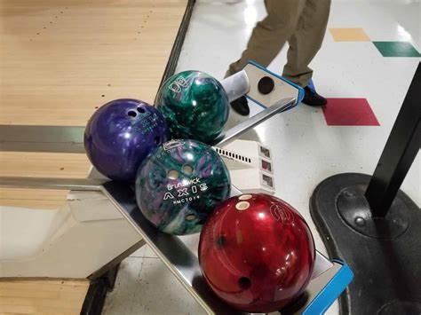 The 4 Types Of Bowling Balls And How To Choose One Bowling Overhaul