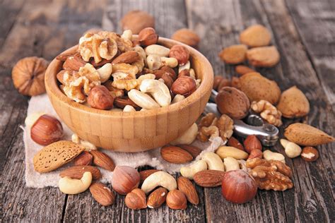 Eating Nuts A Strategy For Weight Control Harvard Health