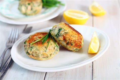 Here is a quick and delicious side dish to enjoy with numerous main dishes. Low FODMAP tuna and sweet potato patties recipe - Monash ...