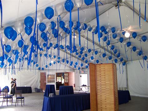 Balloons To Decorate The Ceiling Of A Tent Balloon Ceiling Decorations