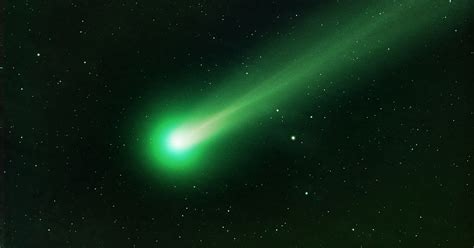 A Super Rare Green Comet Is About To Pass By The Earth Magic Of Science