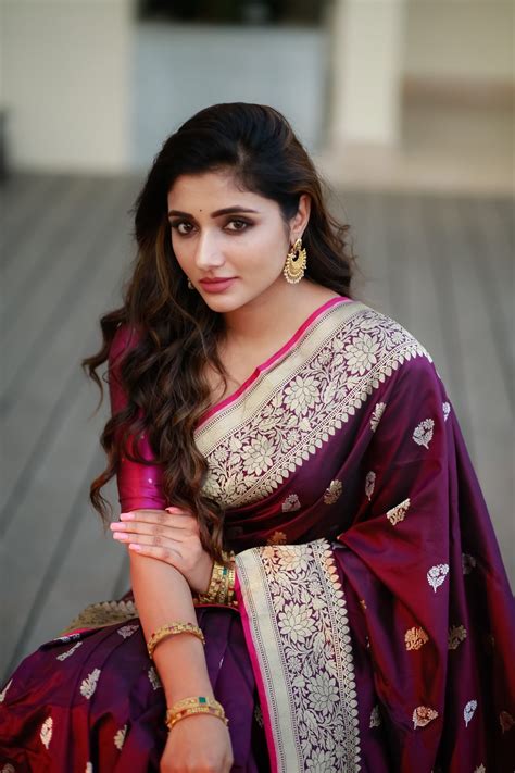 mirna menon in saree photos south indian actress