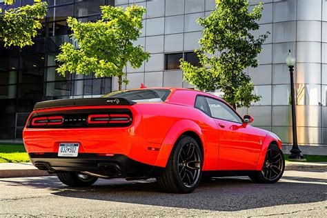 First Drive 2018 Dodge Challenger Srt Hellcat Widebody Hot Rod Network 42000 Hot Sex Picture