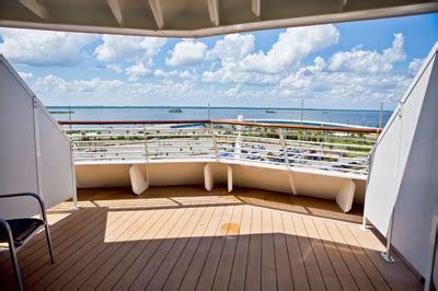 The Best Staterooms in Each of the 10 Categories on a Disney Cruise