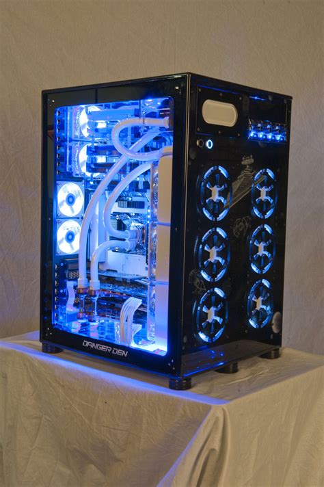 Double Wide Computer Case Lian Li Shows Off A New Stunning Double