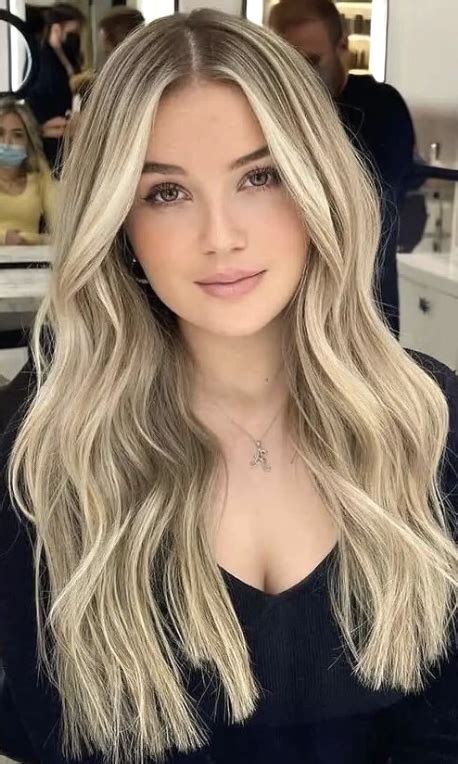 Gorgeous Butter Blonde Hair Color Ideas To Choose From Your Classy Look