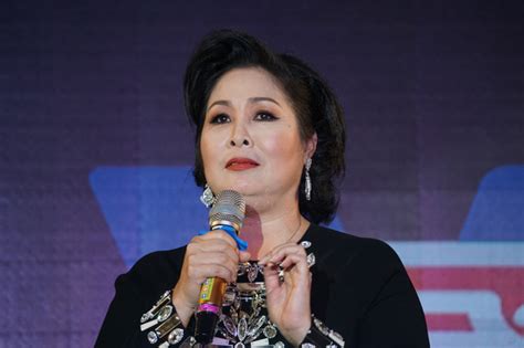 Tối qua, bà phương hằng đã rủ cộng đồng. Mỉa mai bà Phương Hằng làm giàu bất chính, NSND Hồng Vân ...