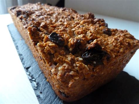 Granola cake aux flocons davoine raisins secs et sésame sans gluten