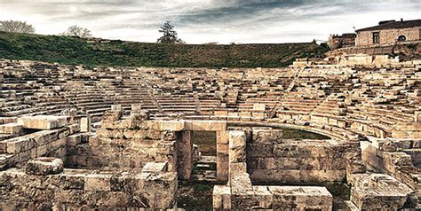 Διαβάστε τα σχόλια για τα ξενοδοχεία και επιλέξτε το καλύτερο ξενοδοχείο για τη διαμονή σας. ΠΡΟΟΡΙΣΜΟΙ | Λάρισα: Τα μυστικά του… κάμπου