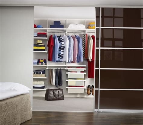 All our wardrobe doors are made to measure to fit your space in a wide range of mirror, glass or wood. Wardrobe Design: 8 wonderful ideas to inspire you - My ...