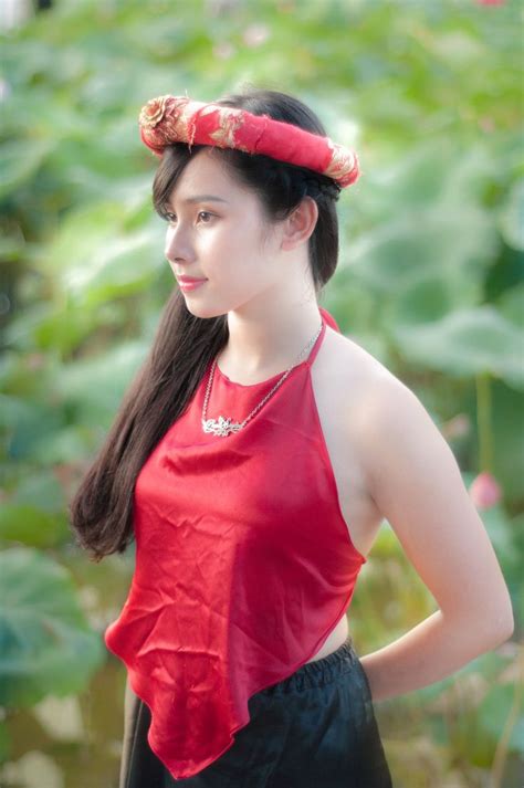 Vietnamese Traditional Dress Traditional Dresses Ao Dai Bathing