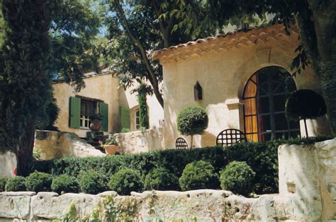 Maybe you would like to learn more about one of these? Un mas dans la garrigue - Maison à Saint-Rémy de Provence ...
