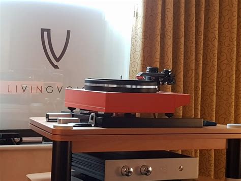 Audiophile Musings Bristol Hifi Show Turntable Of The Show Award Kuzma And Living Voice