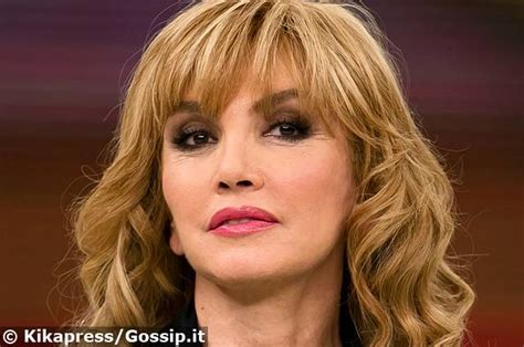 Scontro tra pesi massimi nel prime time: Milly Carlucci, il bilancio del 2015 e il segreto della ...